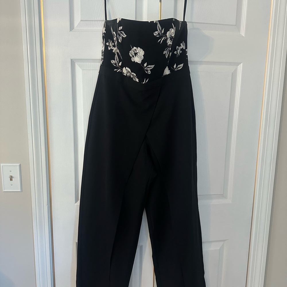 White House Black Market Black and White Garment